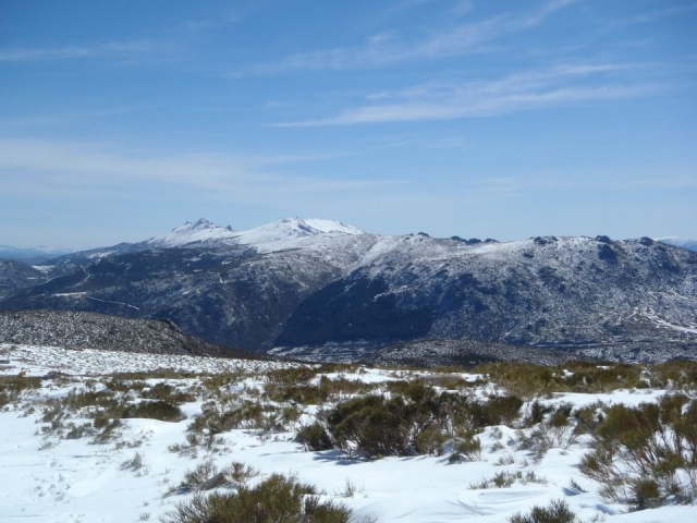 La sierra con nieve